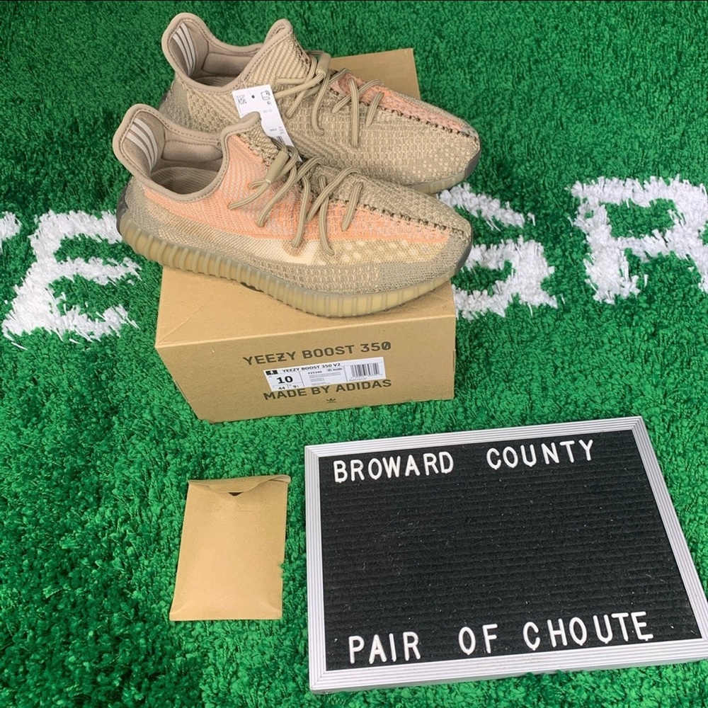 Yeezy Boost 350 V2 Sand Taupe